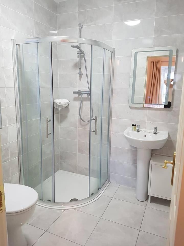 מלון גלוואיי Balcony House מראה חיצוני תמונה